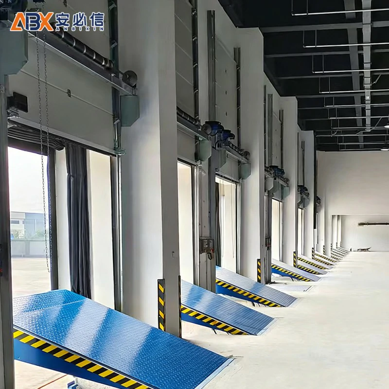 湖州翻板提升门